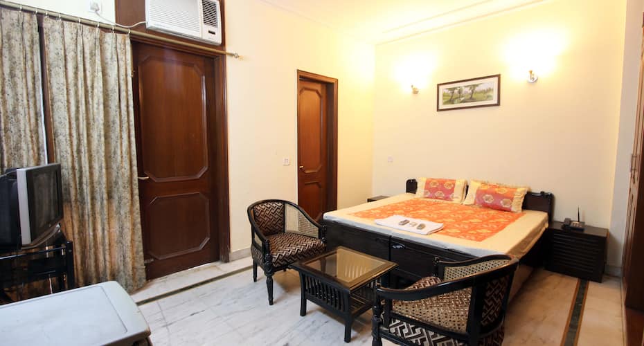 TG Stays Lajpat Nagar 5, New Delhi 2